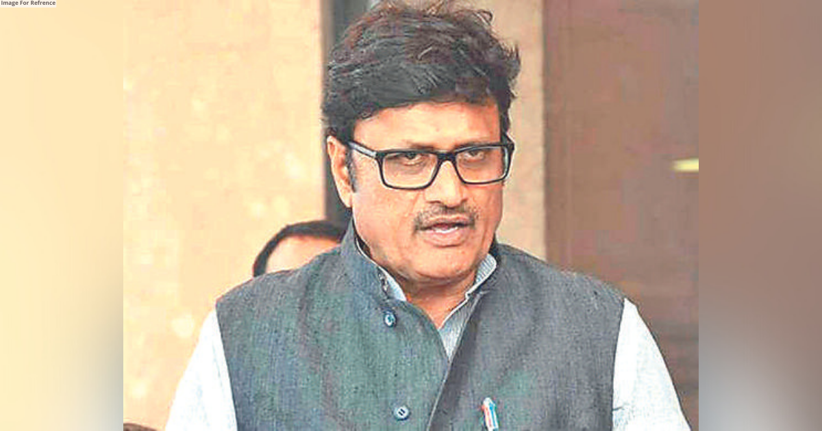 Rathore: New districts have become a noose around government’s neck